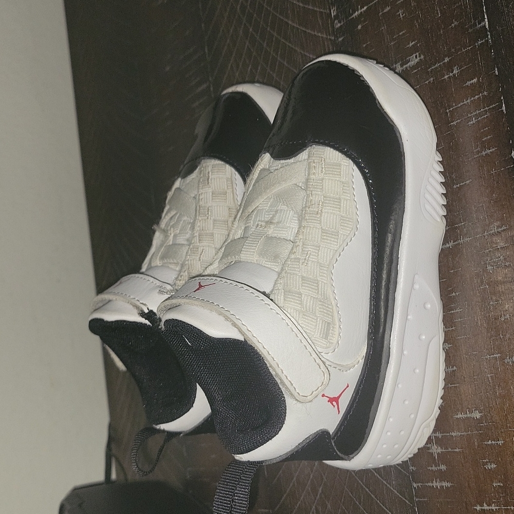 Toddler jordan shoes